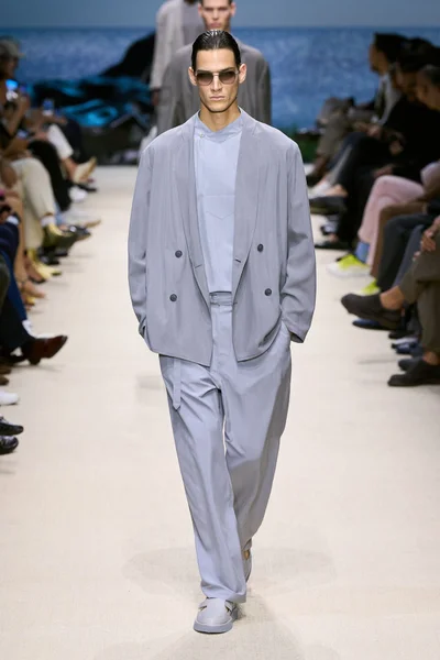 Look 62